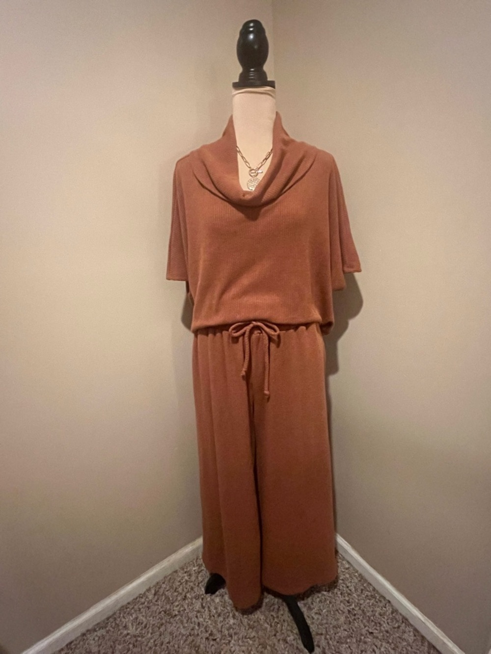 Dear Scarlett Cozy Rust Brown Cowl Neck Wide Leg Lounge Set, size Large